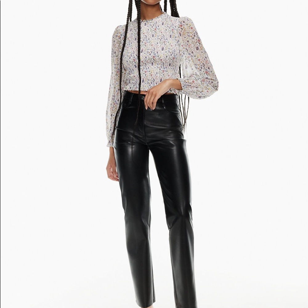 Aritzia Melina Pant size 4 Tall